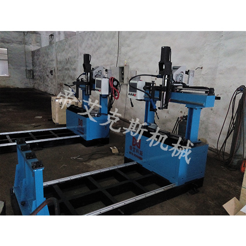 直縫自動焊接機(jī).jpg